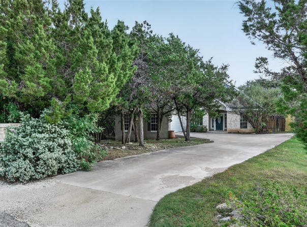 4 Cedarwood Cir, Wimberley, TX 78676