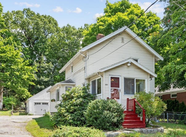 147 Main Street, Reading, MA 01867