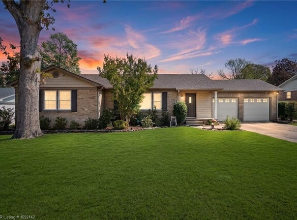 2009 S 65th ST, Fort Smith, AR 72903