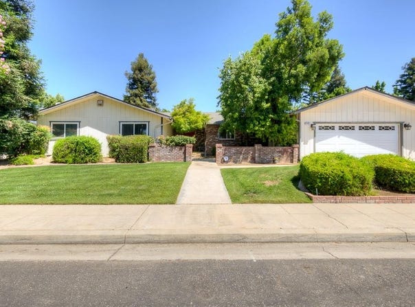 2147 Mitchell Avenue, Clovis, CA 93611