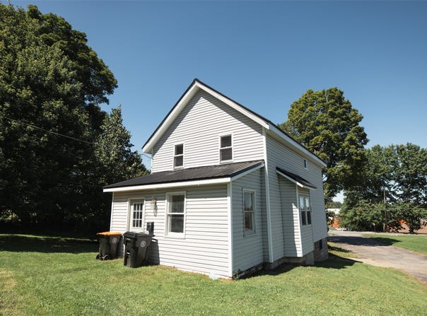 429 W CHURCH Street, Corry, PA 16407