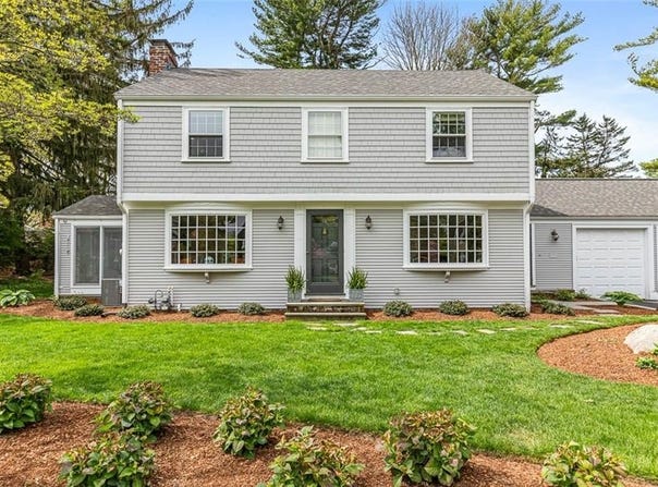 11 Harbour Road, Barrington, RI 02806