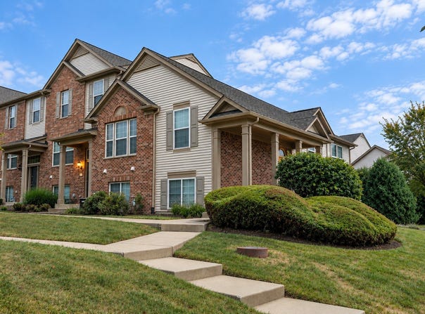 250 Devoe Drive, Oswego, IL 60543