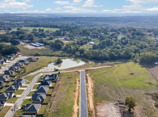 223 TORO DR, Winona, TX 75792