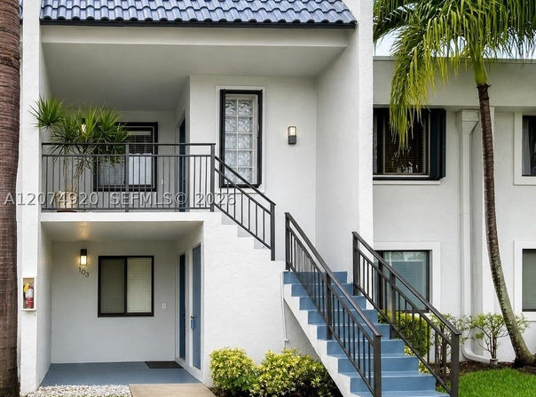 16511 Blatt Blvd, Weston, FL 33326