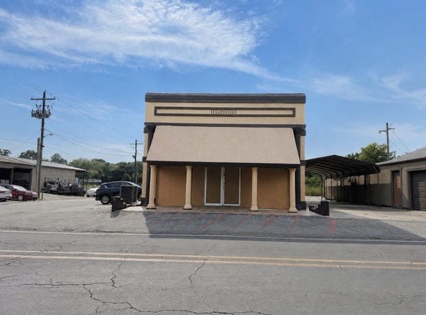 208 Avenue 2, Atkins, AR 72823