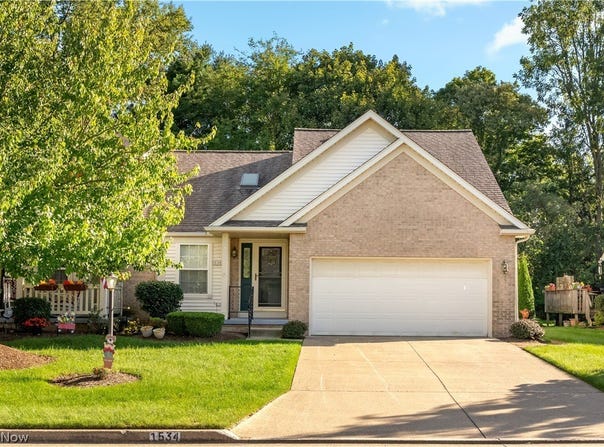 1534 Southpointe Circle NE, Canton, OH 44714