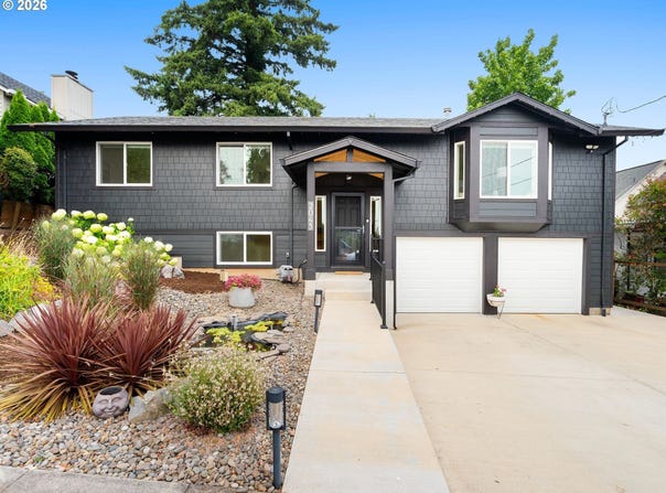 2043 CANEMAH St, WestLinn, OR 97068