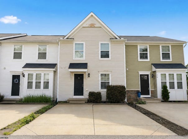 120 Pine Lane, Morgantown, WV 26508