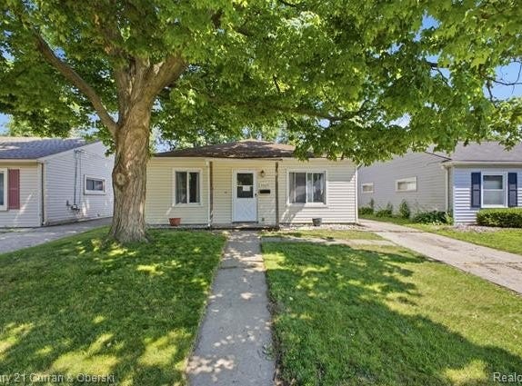 34834 Richard Street, Wayne, MI 48184