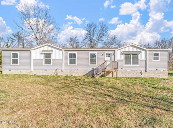 324 West Blvd, Oneida, TN 37841
