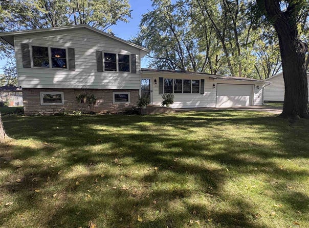 2421 S Dewey Avenue, Beloit, WI 53511