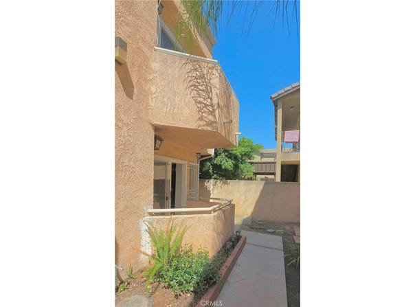 15311 Gundry, Paramount, CA 90723