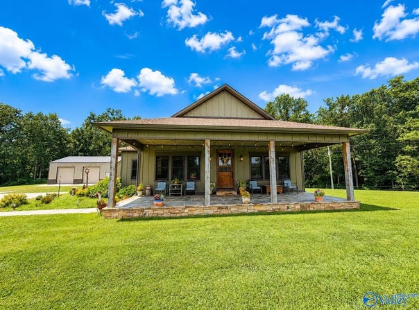 1239 County Road 1216, Vinemont, AL 35179