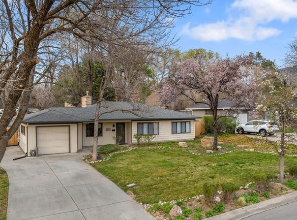 1889 E 4675 S, Holladay, UT 84117