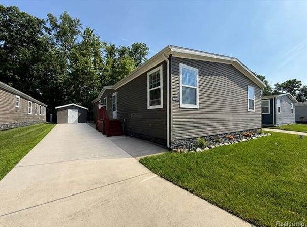 10729 EDWARDS Lane, Augusta Twp, MI 48191