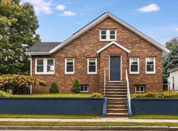 25 Davey St, Bloomfield Twp., NJ 07003-5117