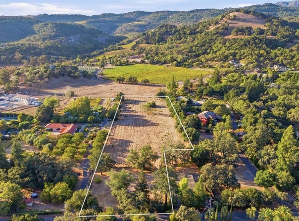 1170 Castle Road, Sonoma, CA 95476