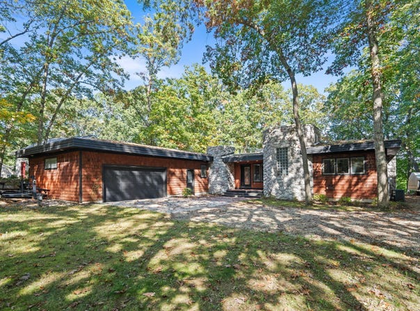 3855 Forest Trail, Allegan, MI 49010
