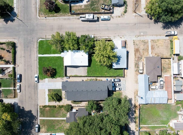 1119 10th Ave So, Nampa, ID 83651