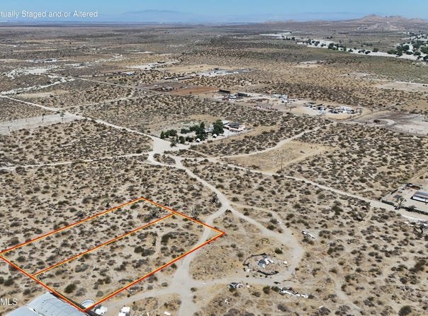 E Ave R-10, Littlerock, CA 93543