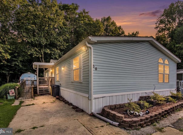 86 EDWARDS Lane, LOTHIAN, MD 20711