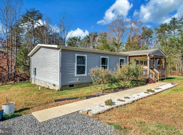 5120 BURR HILL Road, RHOADESVILLE, VA 22542