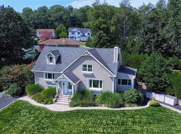 34 Grandview Drive, Wayne, NJ 07470