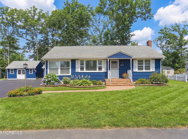 240 Wainwright Street, Forked River, NJ 08731