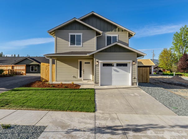 2724 Denton Trail, Grants Pass, OR 97527