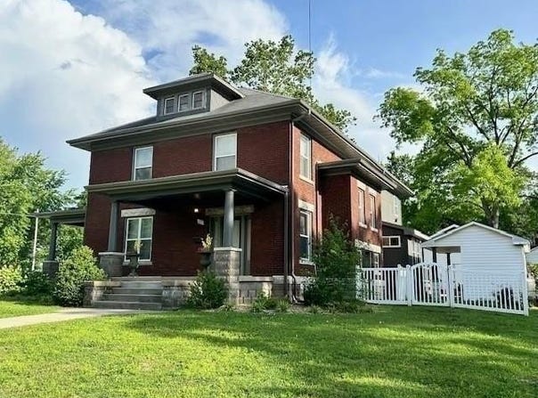 503 W Cherry Street, Nevada, MO 64772