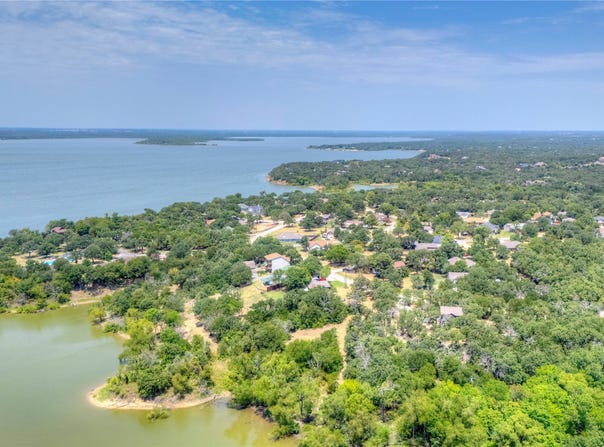 551 Horseshoe Trail, Oak Point, TX 75068