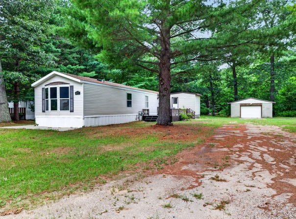 9455 E LANE DRIVE, MONTAGUE, MI 49437