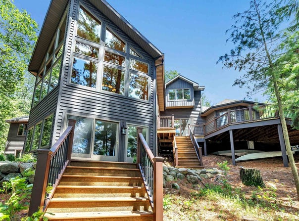 N2950 WHITE PINE Lane, WAUPACA, WI 54981