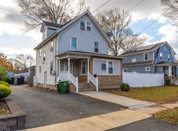 312 E 1St Ave, Roselle Boro, NJ 07203-1304