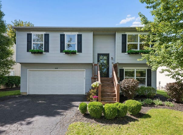 1868 Ashburn Drive, Delaware, OH 43015