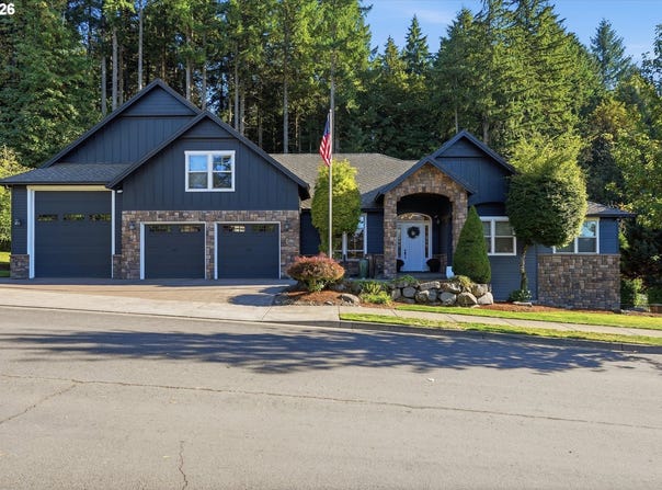 636 SE GABBERT Rd, Gresham, OR 97080