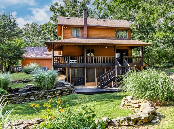 445 Morning Glory Drive, Marshfield, MO 65706