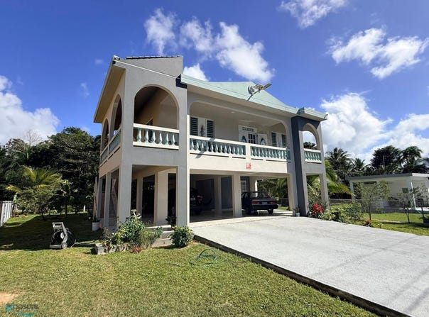 Robles, San Sebastián, PR 00685