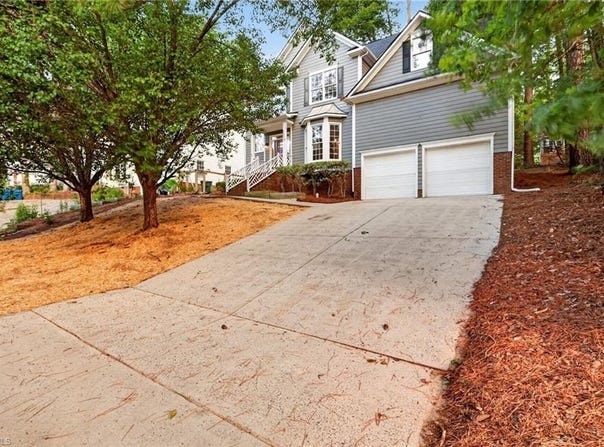5206 Oakbrook Drive, Durham, NC 27713