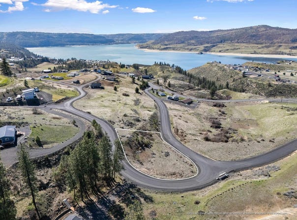 41170 Lakeview Heights Dr. N, Davenport, WA 99122