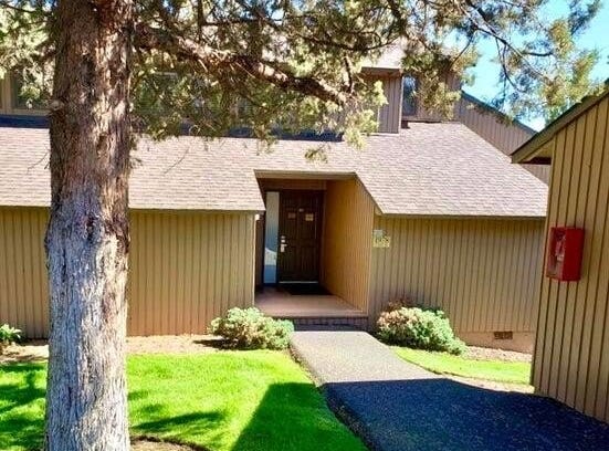 1978 Redtail Hawk Drive, Redmond, OR 97756
