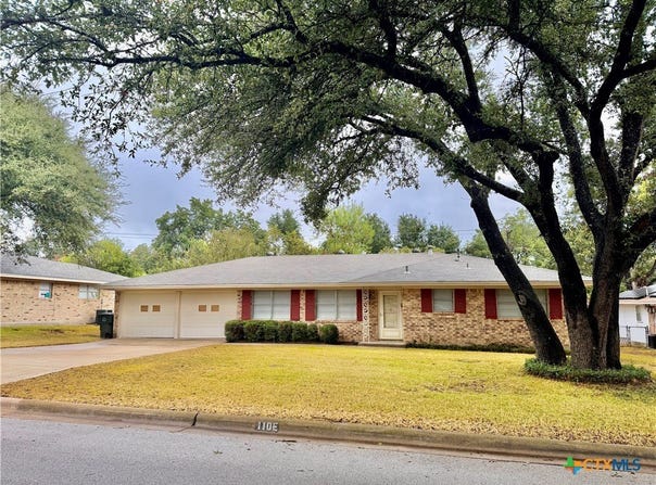 110 E Upshaw Avenue, Temple, TX 76501