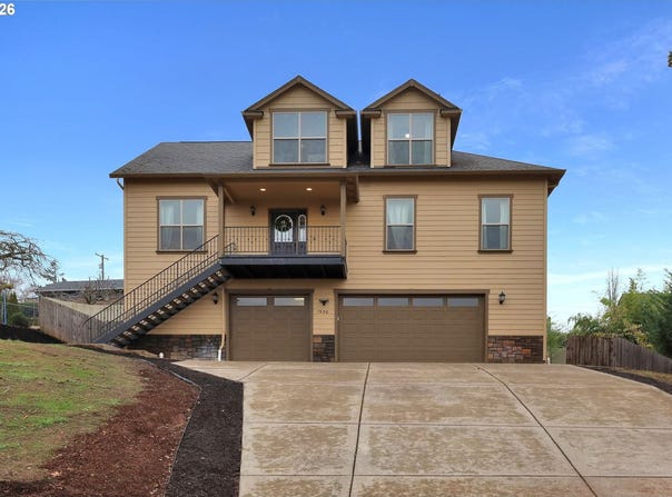 1930 HAWKINS Ln, Eugene, OR 97405