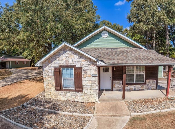 237 Lakeview Circle, Jefferson, TX 75657