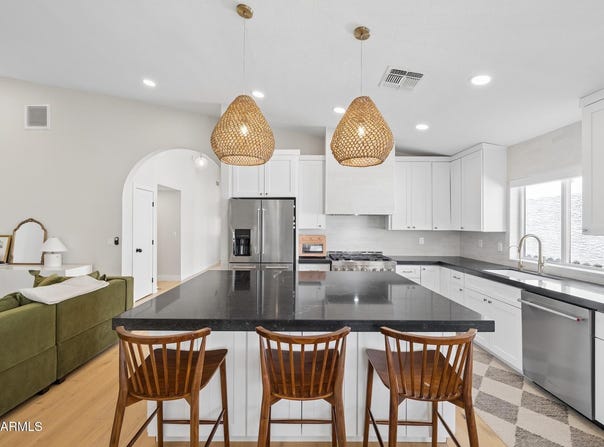 1911 E CLIPPER Court, Gilbert, AZ 85234