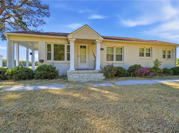 3067 Carolina Road, Suffolk, VA 23434