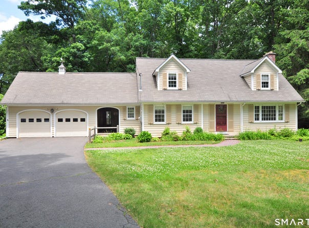 220 Arch Road, Avon, CT 06001