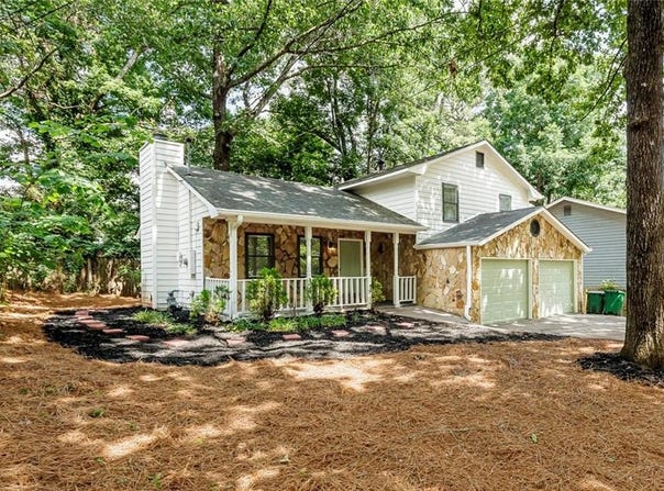 627 Ridge Avenue, Stone Mountain, GA 30083