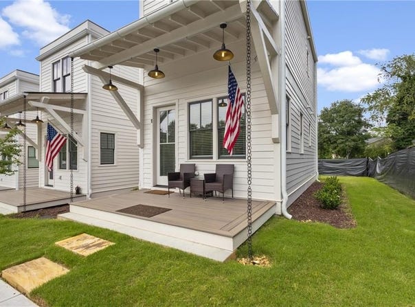 184 W Jarrard St Unit 2, Cleveland, GA 30528